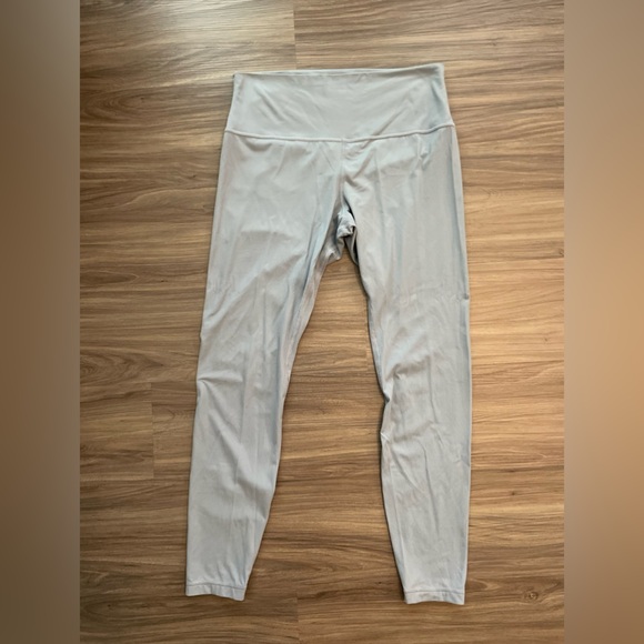 Lululemon Align Ribbed High-Rise Pant 28"
Rhino Grey size 12 - Picture 10 of 10